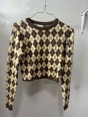 Pull&Bear Brown and Cream Argyle Crewneck Sweater